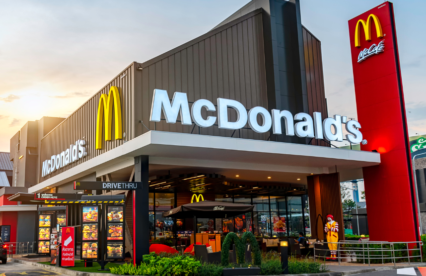 McDonald's 'câu khách' từ câu chuyện thương tâm của Mèo Béo, nghĩ về văn hóa kinh doanh- Ảnh 2.