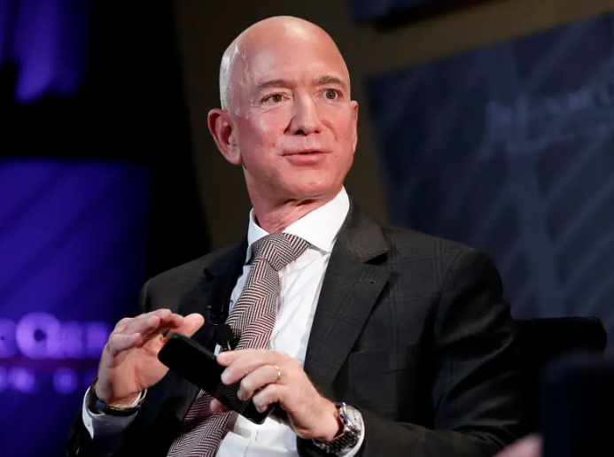 Một ngày làm việc của tỷ phú Jeff Bezos: Không thích họp hành nhiều, ưu tiên ngủ đủ giấc- Ảnh 3.