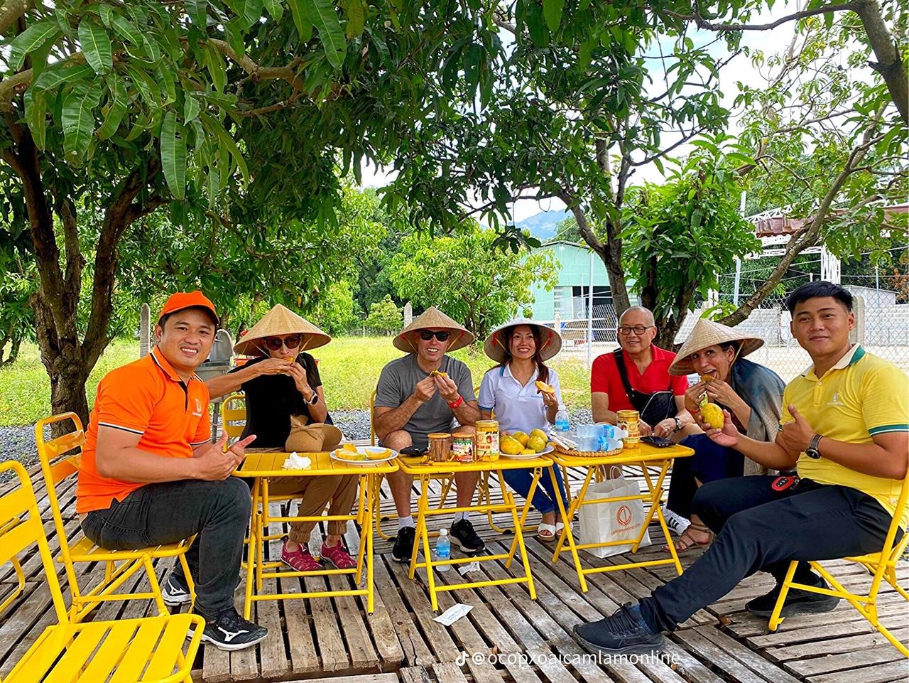 Du lịch Nha Trang phải trải nghiệm vườn xoài 