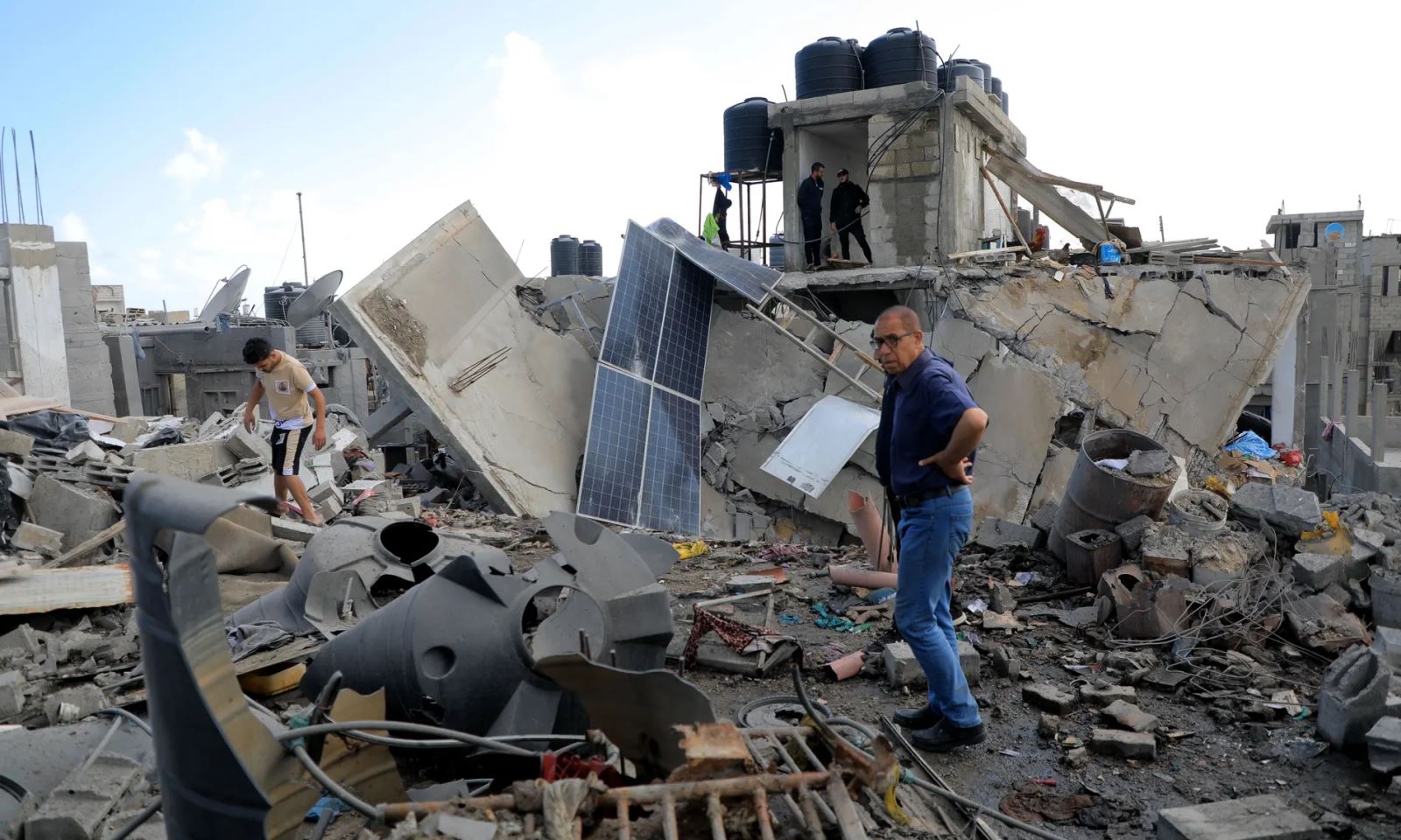 Giao tranh căng thẳng, các bệnh viện ở Rafah rơi vào tình cảnh thảm khốc- Ảnh 2.