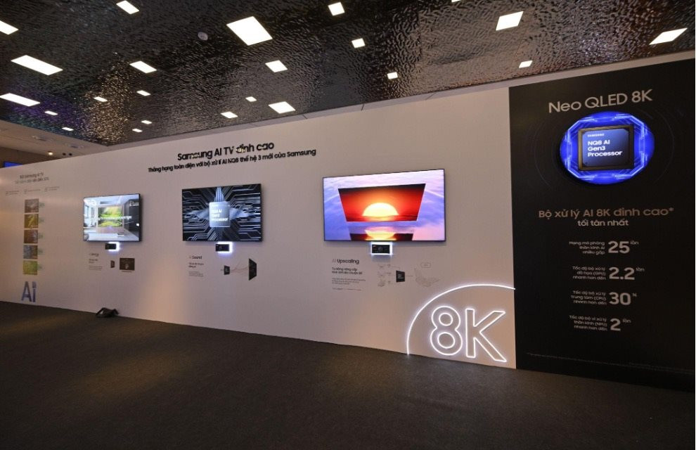 Samsung trình diễn loạt TV cao cấp thế hệ mới tại Việt Nam: AI là điểm nhấn, giá thấp nhất 38 triệu đồng- Ảnh 1.