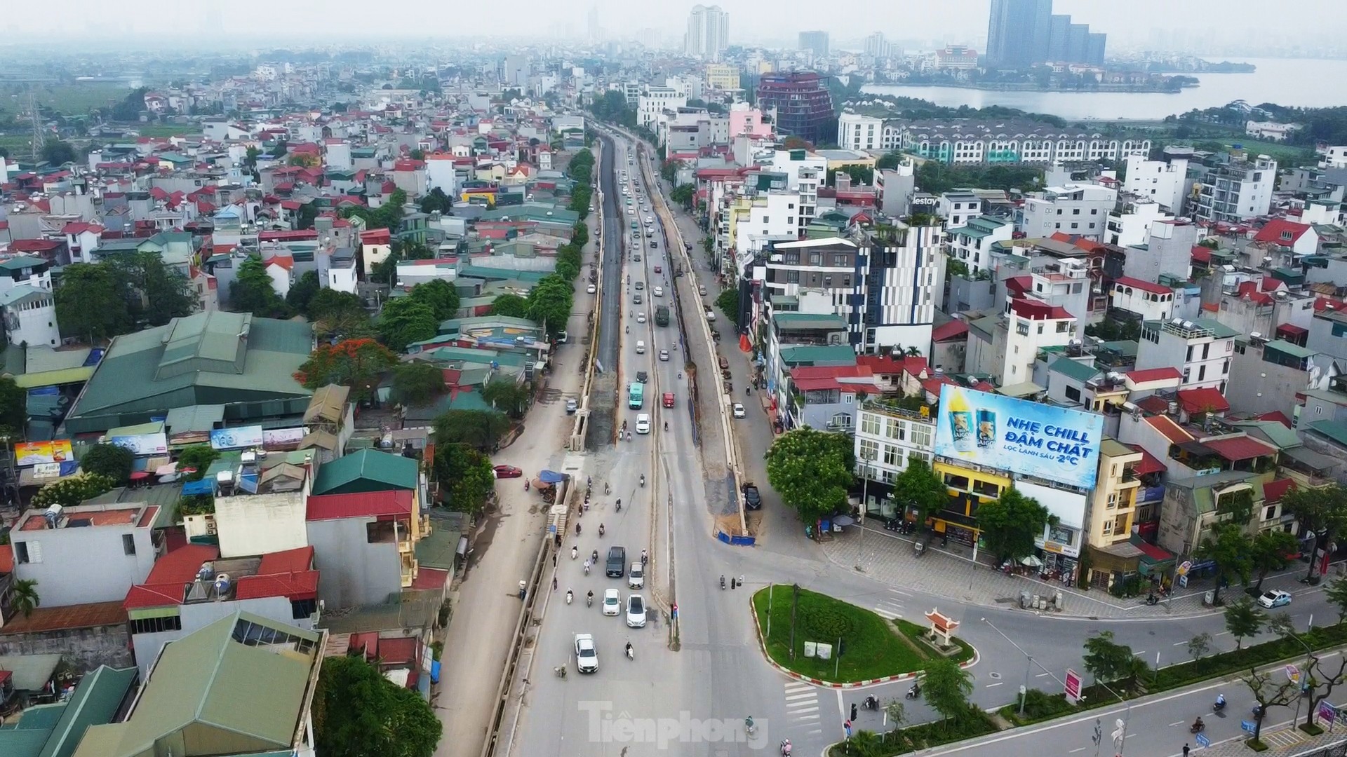 Nhìn gần 'con đường đau khổ' hơn 800 tỷ Âu Cơ - Nghi Tàm sắp thông xe- Ảnh 1.