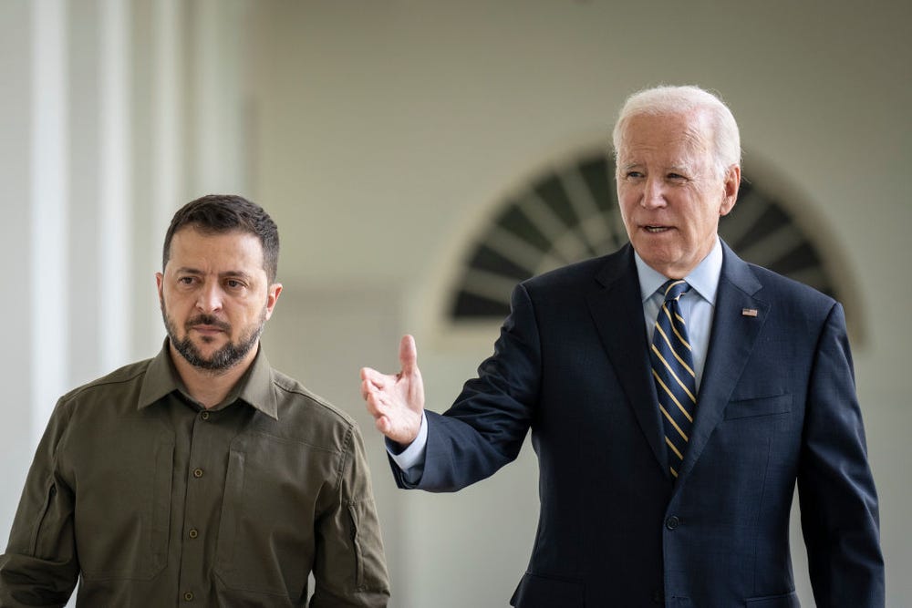 BI: Cửa gia nhập NATO của Ukraine vẫn đóng chặt vì ông Biden không muốn 'trượt ghế' Tổng thống Mỹ- Ảnh 1.