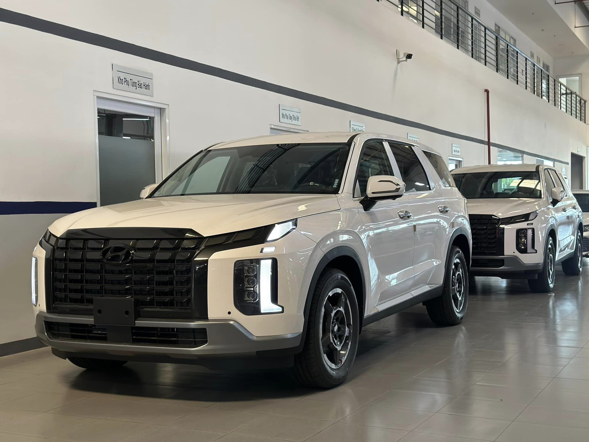 Giá Hyundai Palisade có đáy mới tại đại lý, khách hàng tiết kiệm hơn 200 triệu với một điều kiện- Ảnh 5.