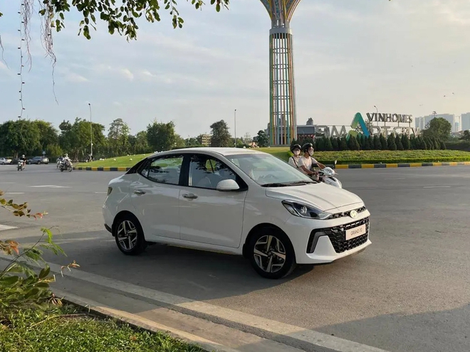 Hyundai Grand i10 mới chốt lịch ra mắt Việt Nam: Sẵn xe giao ngay, giá dự kiến không quá thay đổi- Ảnh 5.