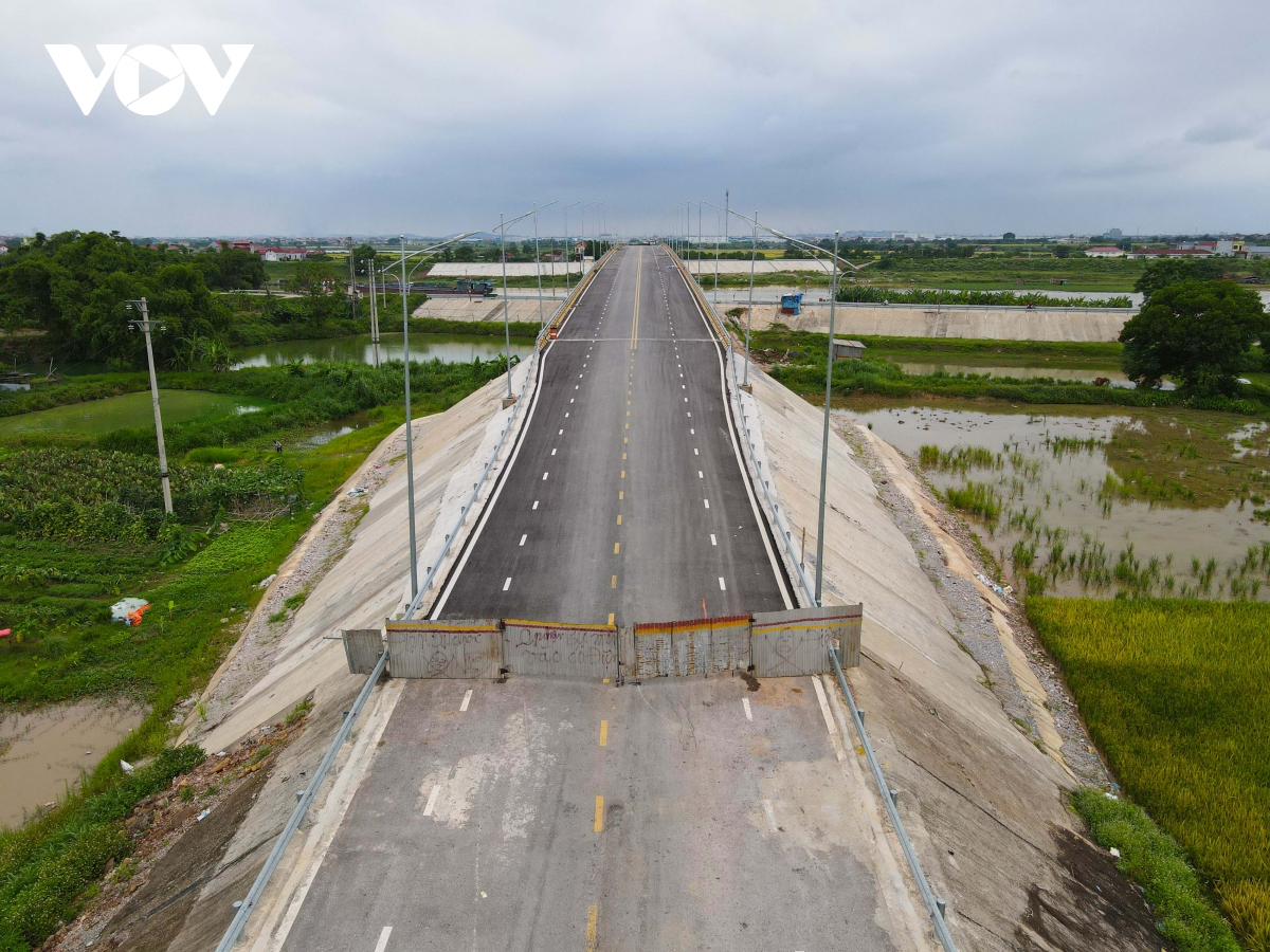 Cầu Hà Bắc 2 nối Bắc Giang - Bắc Ninh gần 400 tỷ đắp chiếu, dân đi đò qua sông- Ảnh 4.