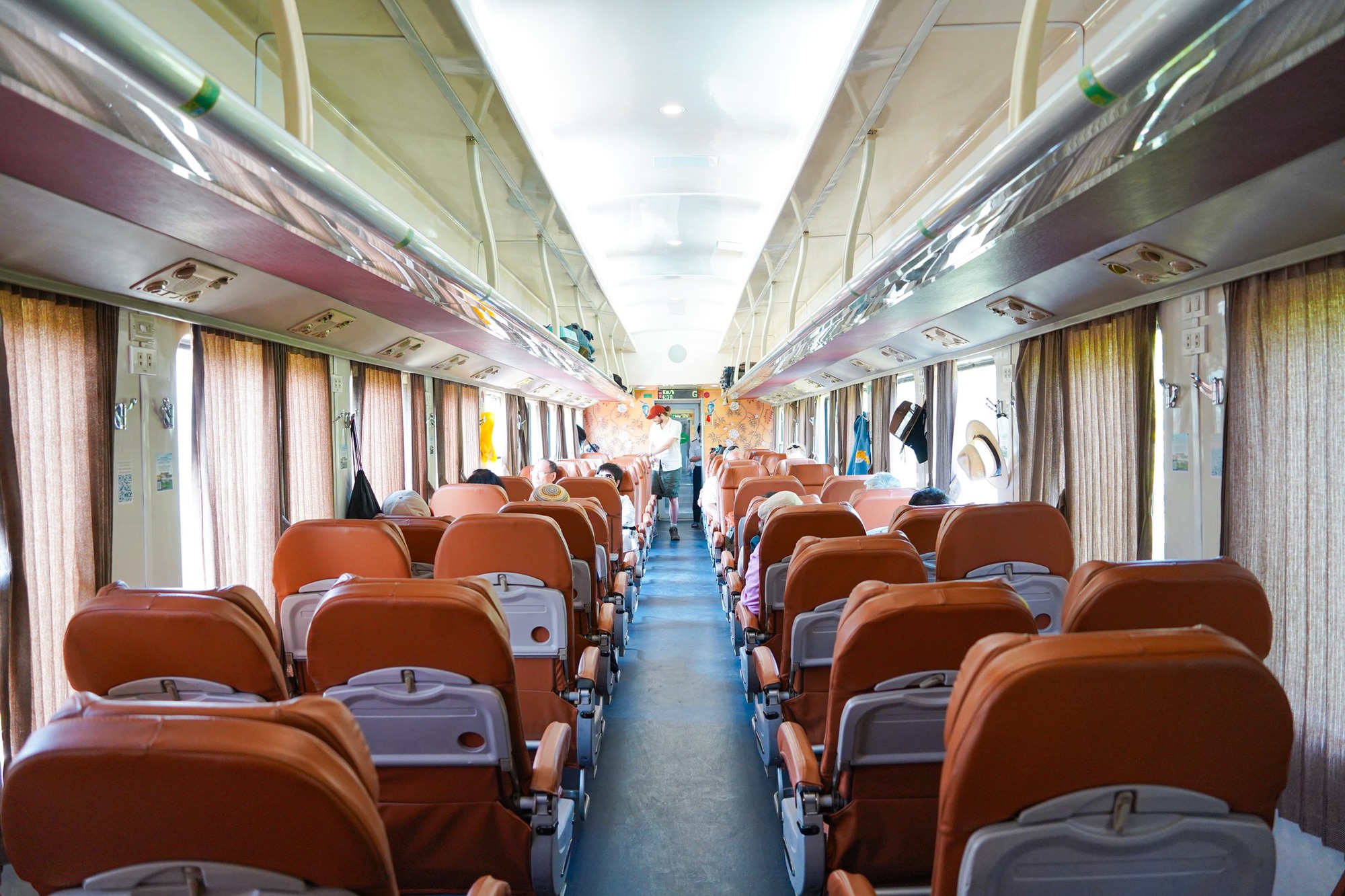 Chuyến tàu di sản qua đường sắt đẹp nhất Việt Nam, vé hơn 100.000 đồng, du khách nhận xét: Rất đáng thử!- Ảnh 7.