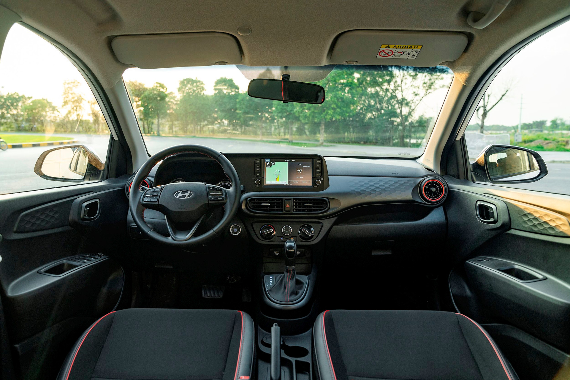 Hyundai Grand i10 mới ra mắt tại Việt Nam: Dáng bắt mắt hơn, giá không đổi từ 360-455 triệu- Ảnh 6.