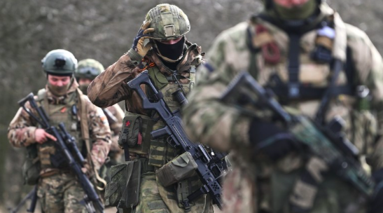 Tổng thống Putin tiết lộ số binh sĩ tham gia xung đột tại Ukraine- Ảnh 1.