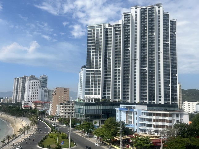 Chủ đầu tư bất ngờ cắt điện thang máy 704 căn hộ chung cư ở Nha Trang- Ảnh 1.