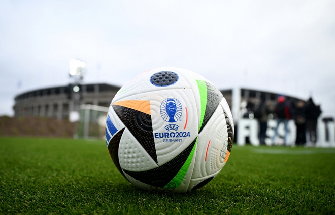 Điều kỳ lạ về quả bóng hiện đại nhất thế giới tại EURO 2024: Giá tận 4 triệu nhưng lại làm từ mía?- Ảnh 1.