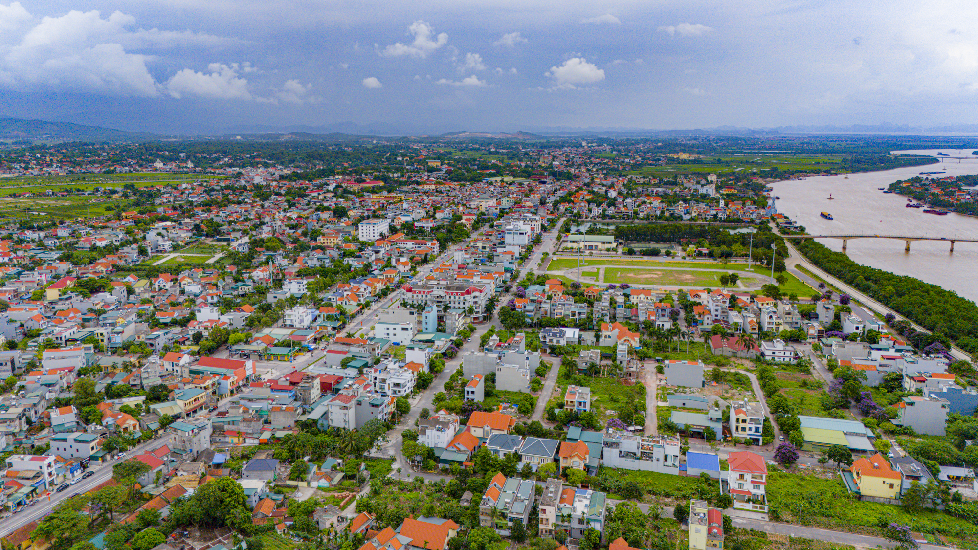 Toàn cảnh 7 thành phố của Quảng Ninh trong tương lai, nơi thu hút tỷ USD, nơi thu ngân sách cao nhất cả nước- Ảnh 11.