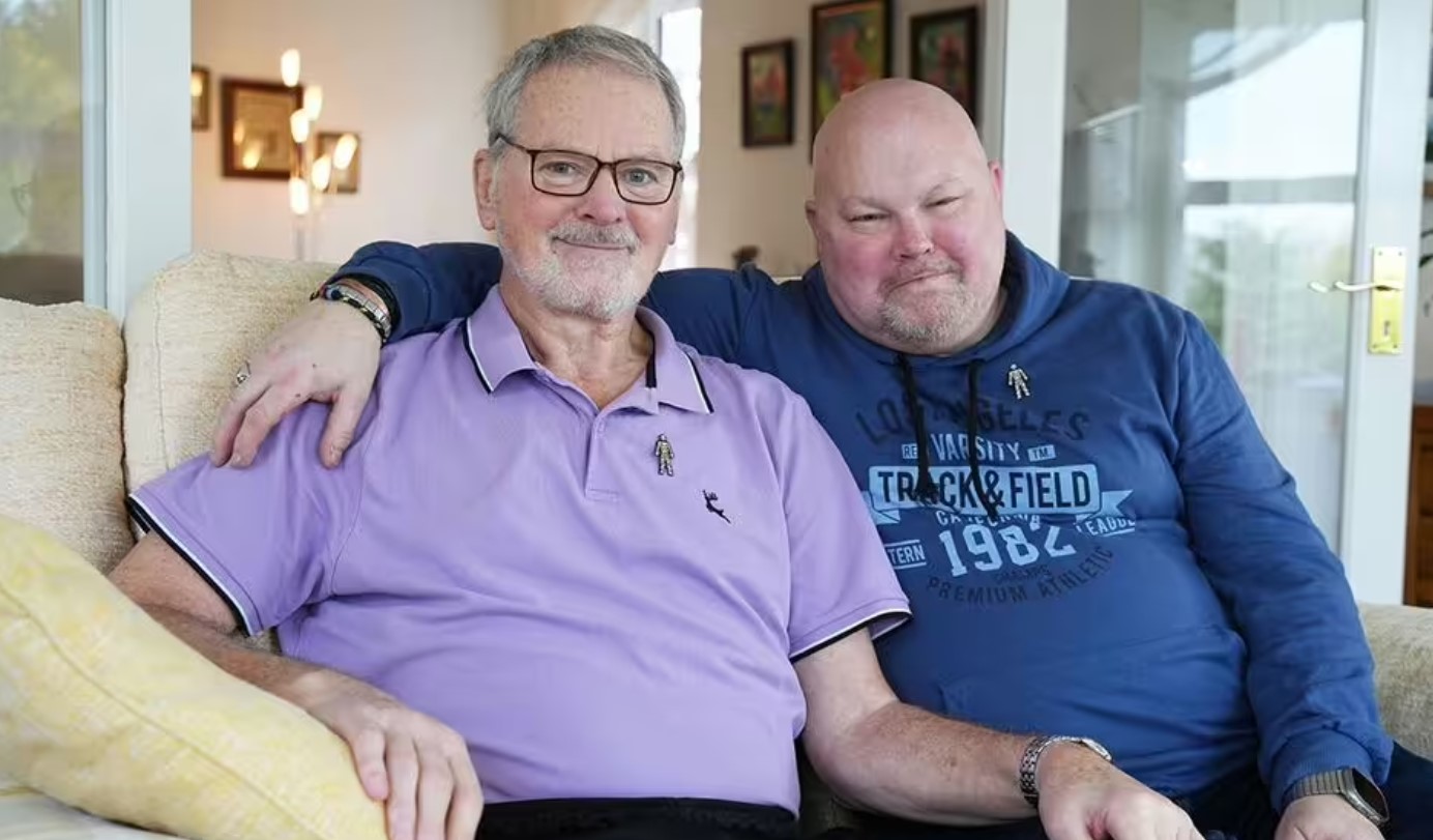 Hai cha con cùng mắc 1 loại ung thư, chỉ ra 3 điều nam giới cần làm để phát hiện bệnh sớm- Ảnh 3.