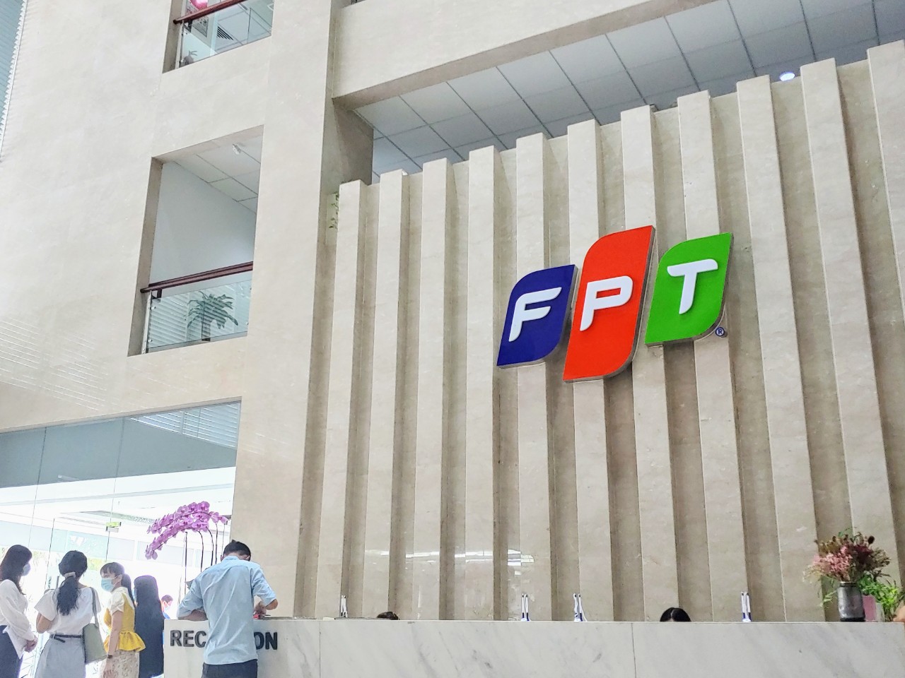 FPT tiếp tục tăng trưởng “đều như vắt tranh” với động lực từ mảng CNTT nước ngoài, hé lộ kế hoạch xây dựng tổ hợp giáo dục tại Hải Dương- Ảnh 1. FPT tiếp tục tăng trưởng “đều như vắt tranh” với động lực từ mảng CNTT nước ngoài, hé lộ kế hoạch xây dựng tổ hợp giáo dục tại Hải Dương- Ảnh 1.