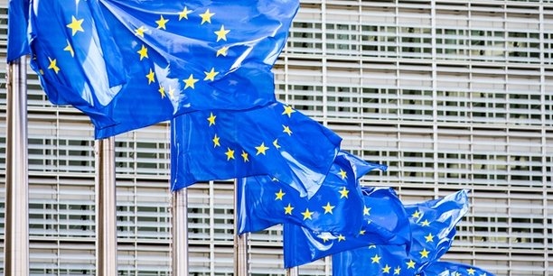 Uỷ ban châu Âu cảnh báo trừng phạt 7 thành viên EU vì thâm hụt ngân sách cao- Ảnh 1.