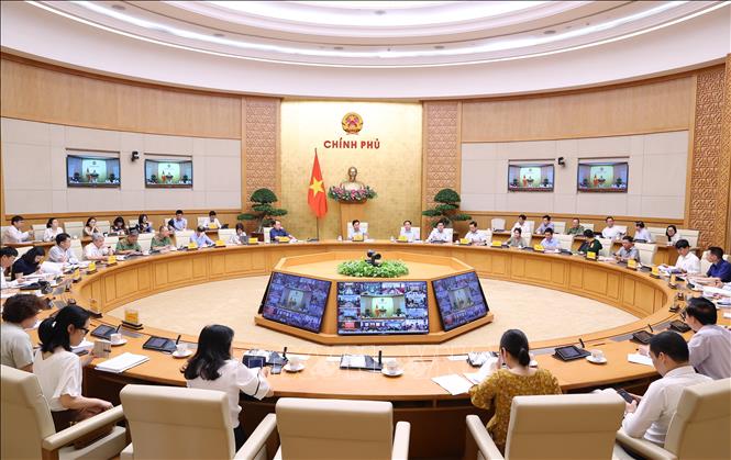 Phó Thủ tướng Trần Hồng Hà họp rà soát, hoàn thiện chi tiết một số điều của Luật Nhà ở- Ảnh 4.
