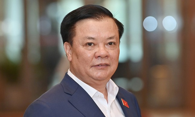 Ông Đinh Tiến Dũng thôi giữ chức Ủy viên Bộ Chính trị, Ủy viên Trung ương Đảng- Ảnh 1.