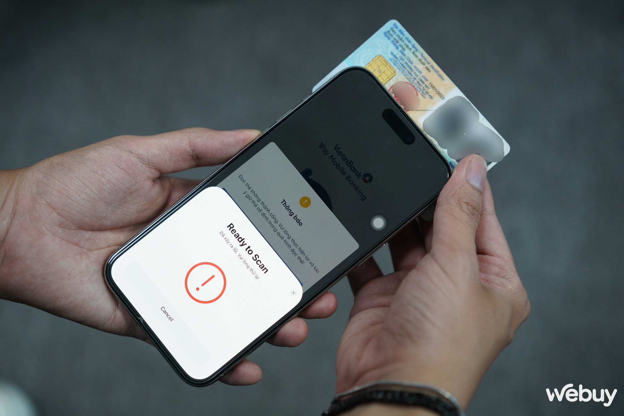 Người dùng Việt kêu trời vì iPhone quét NFC CCCD xác thực ngân hàng mãi không xong, chuyển sang Android thì 