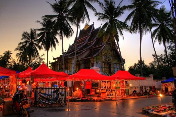 Vì sao gọi Luang Prabang của Lào là thị trấn ‘ngừng trôi’?- Ảnh 5.