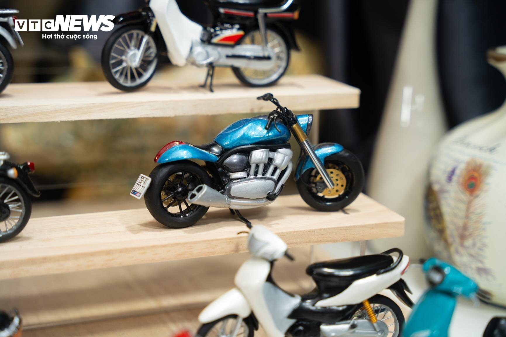 Bộ sưu tập mô hình xe máy bằng đất sét của chàng trai 9X Hà thành- Ảnh 9.