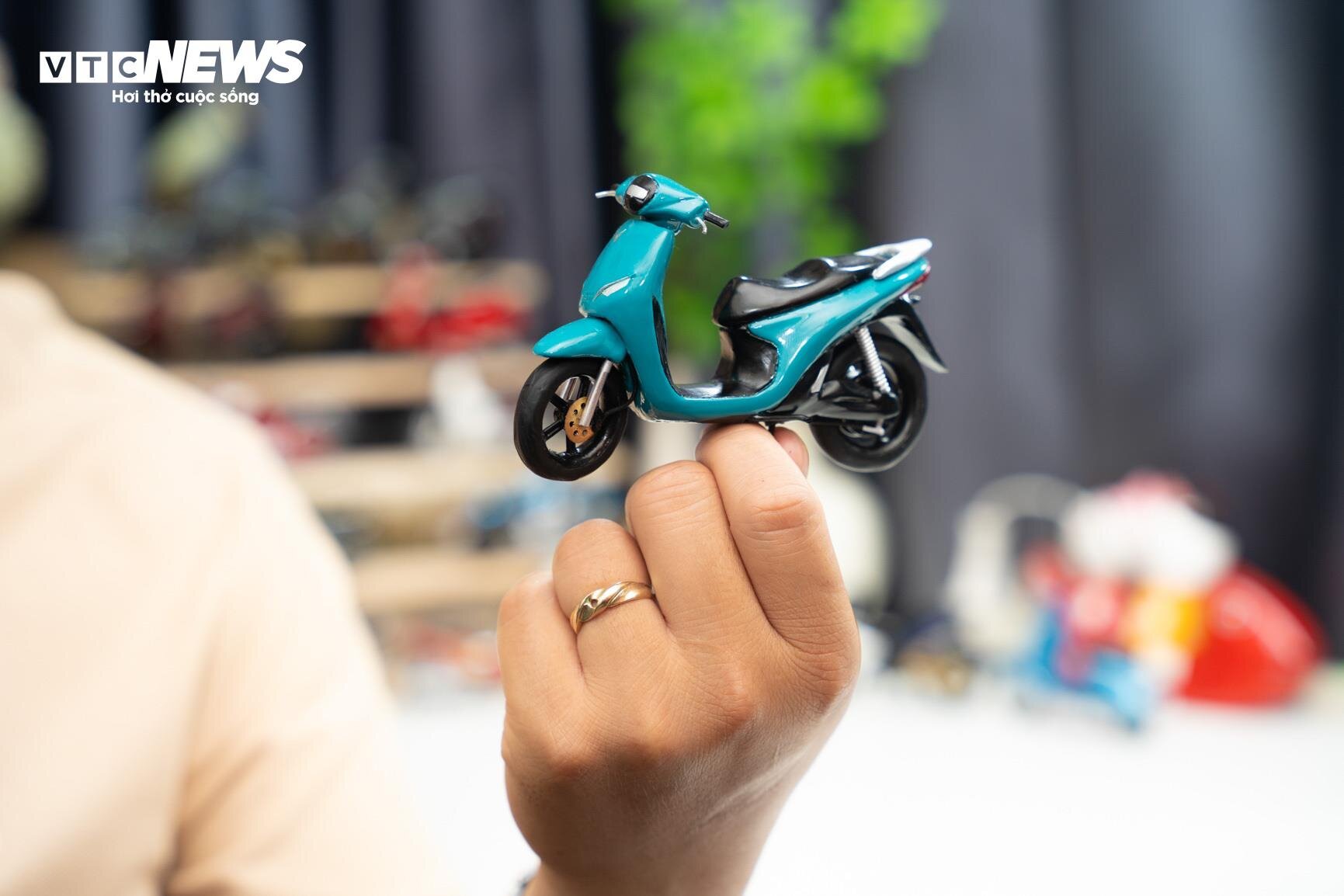 Bộ sưu tập mô hình xe máy bằng đất sét của chàng trai 9X Hà thành- Ảnh 5.