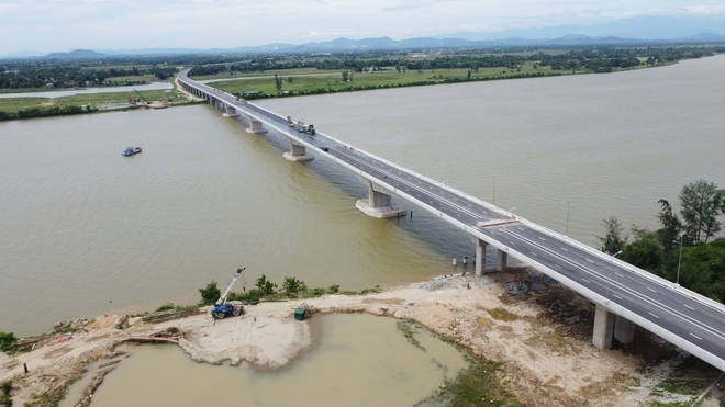 Soi công trình đặc biệt dài nhất trên tuyến cao tốc 146.990 tỷ đồng ở Việt Nam trước ngày đón tin vui- Ảnh 3.
