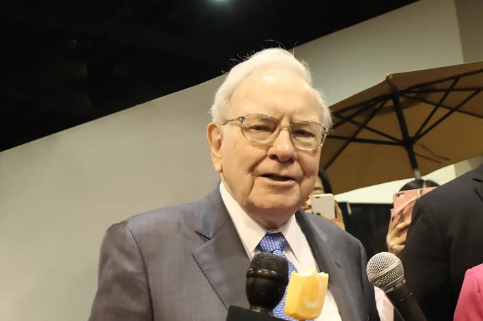 Một cổ phiếu tăng 714% trong 8 năm, chiếm hơn 43% danh mục đầu tư của tập đoàn Warren Buffett lãnh đạo: Một trong những lựa chọn thành công nhất có còn đúng ở  hiện tại?- Ảnh 1.