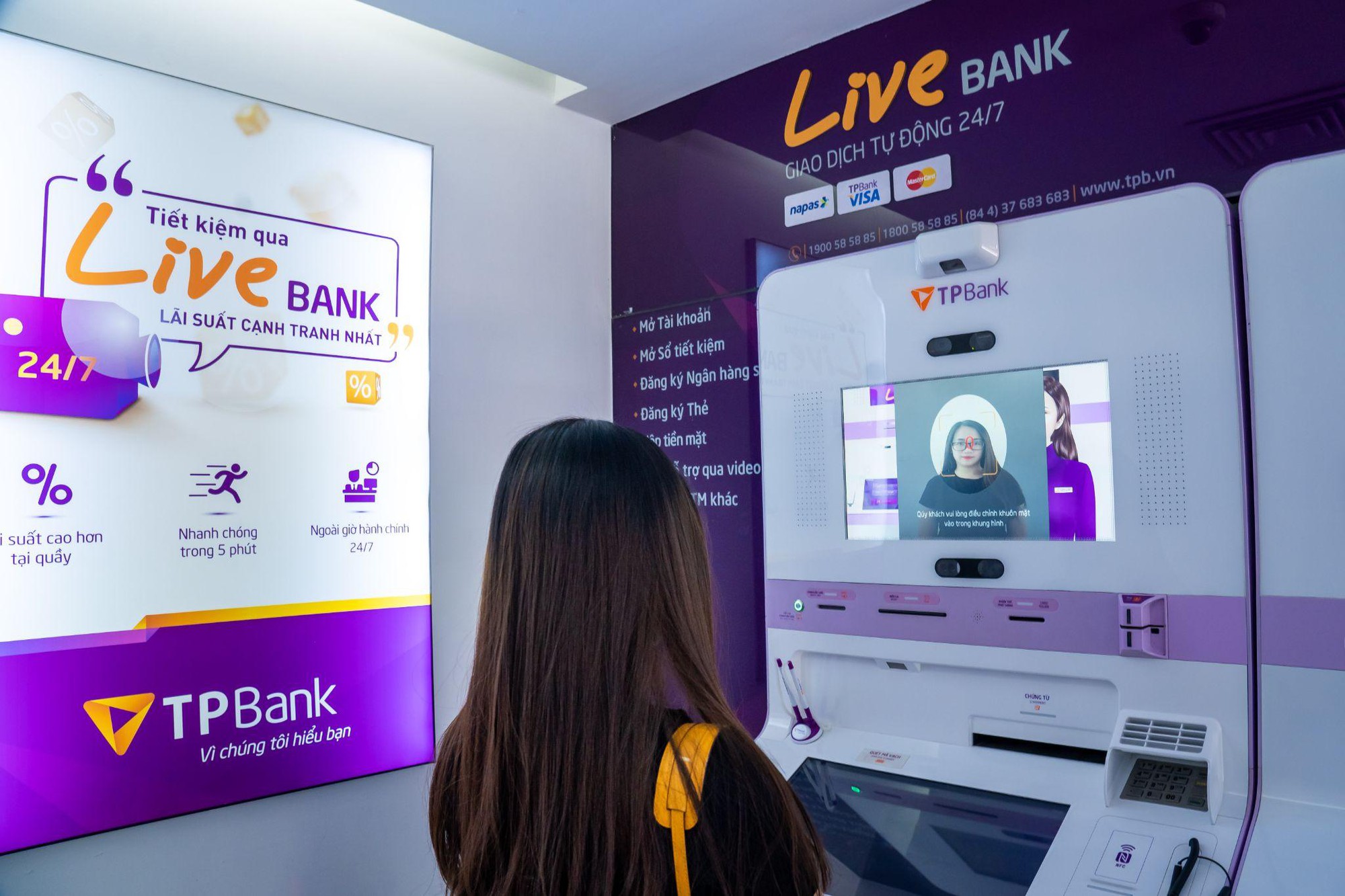 TPBank đem đa kênh hỗ trợ khách hàng cập nhật khuôn mặt khi giao dịch- Ảnh 1.