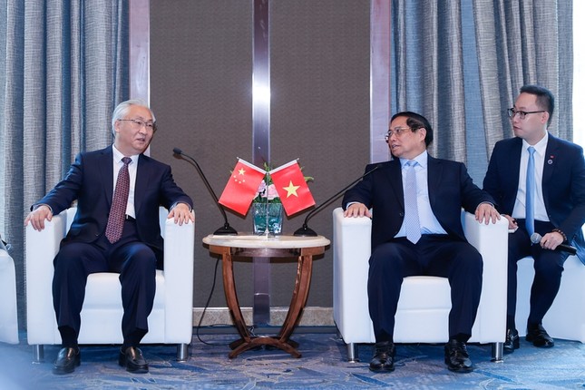 Thủ tướng đề nghị sớm triển khai 3 tuyến đường sắt kết nối Việt Nam – Trung Quốc- Ảnh 2.