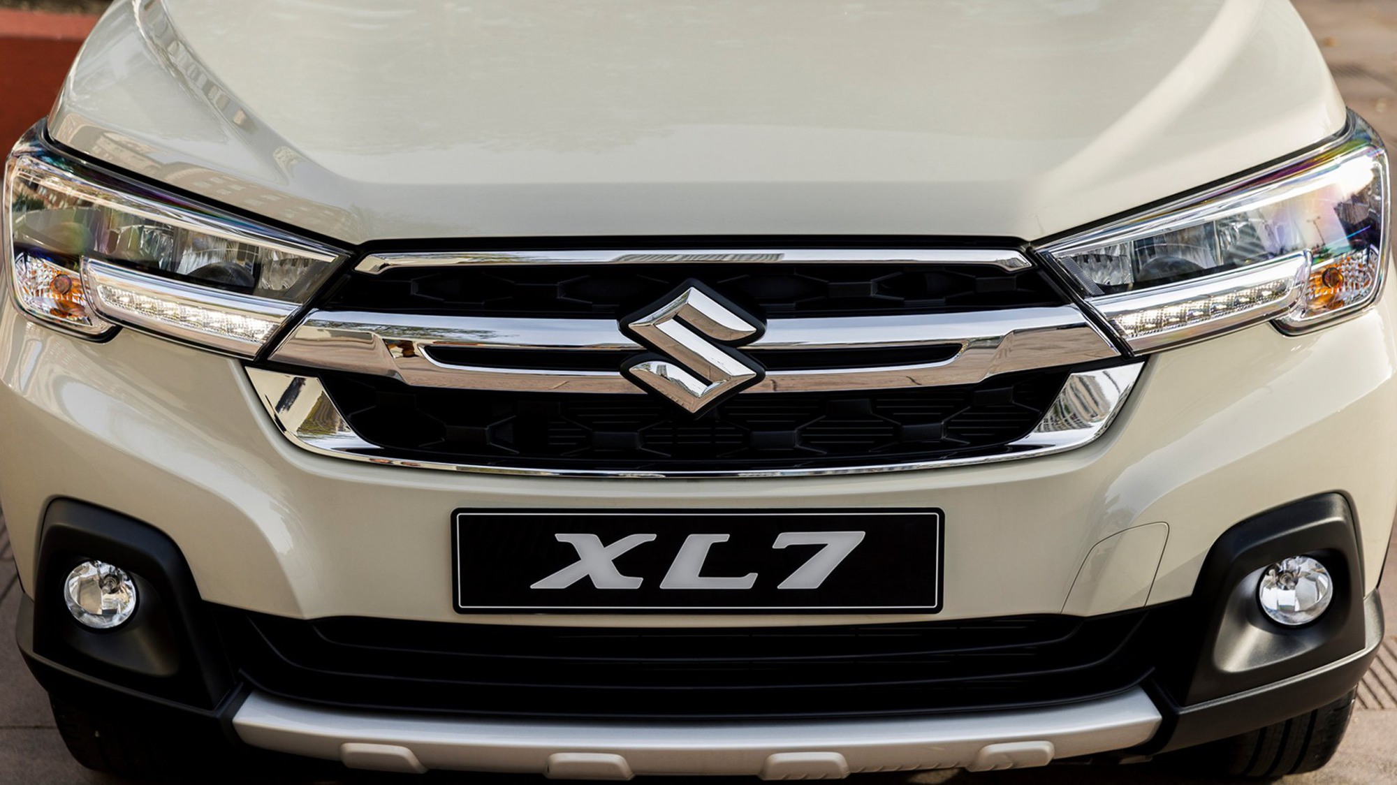 Suzuki XL7 hybrid sắp về Việt Nam lộ loạt nâng cấp mới: Ngoài động cơ tiết kiệm còn thêm đèn tự động, Cruise Control đấu Xpander- Ảnh 4.