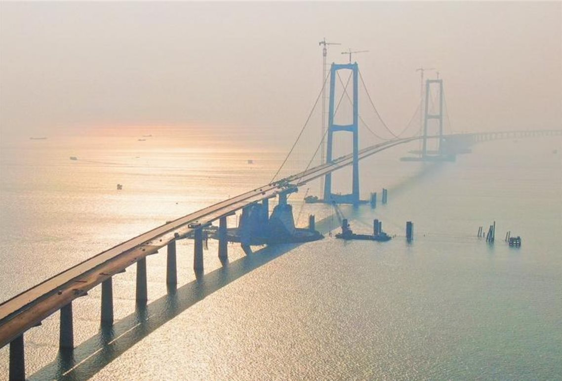 Trung Quốc chính thức thông xe siêu công trình vượt đại dương giữ 10 kỷ lục dài nhất, lớn nhất, rộng nhất: Khẳng định trình độ xây dựng khiến thế giới ngỡ ngàng- Ảnh 3.