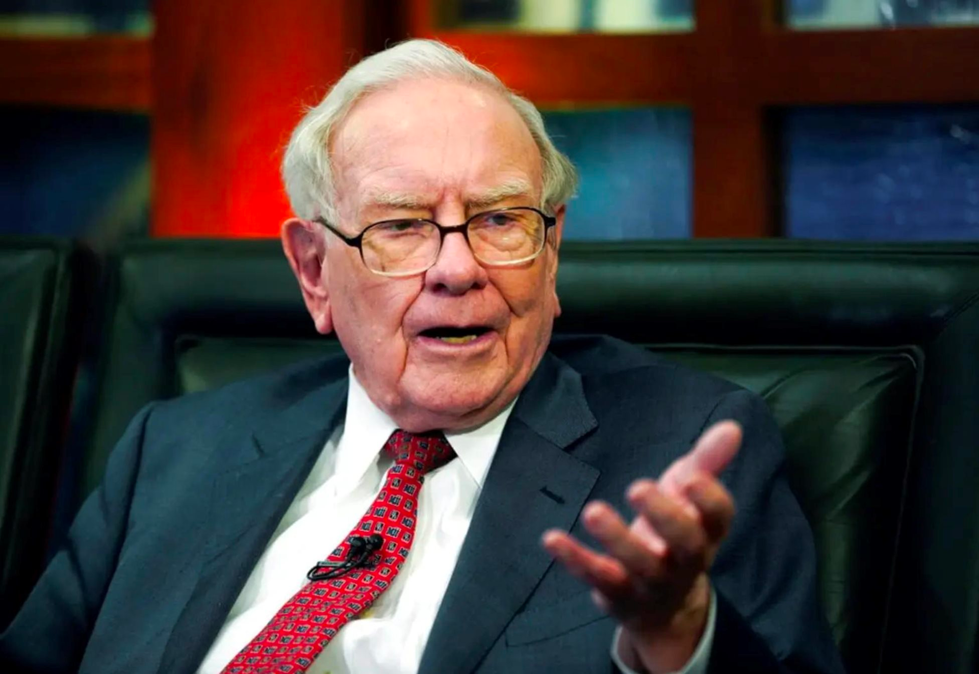 Warren Buffett tiết lộ về số cổ phần 130 tỷ USD trong Berkshire sẽ 'đi đâu' sau khi ông qua đời- Ảnh 1.