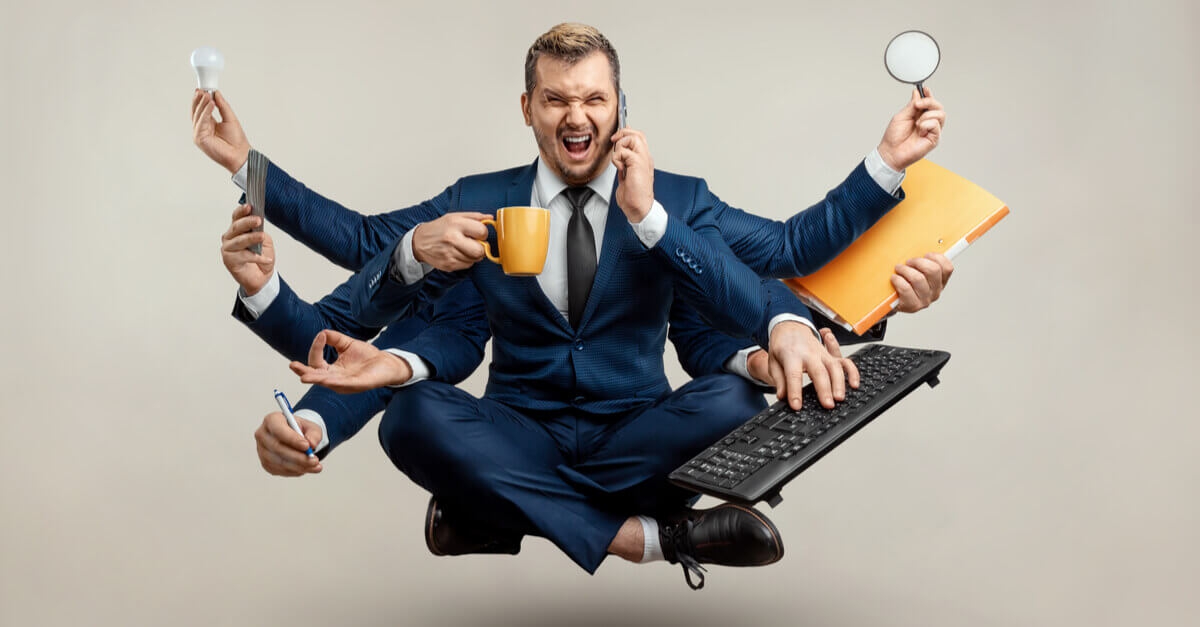 Doanh nhân U60 lớn lên trong nghèo khó, nghỉ hưu trong giàu sang: Người trẻ muốn giàu thì tập hài lòng và biết điều này càng sớm càng tốt- Ảnh 2. Doanh nhân U60 lớn lên trong nghèo khó, nghỉ hưu trong giàu sang: Người trẻ muốn giàu thì tập hài lòng và biết điều này càng sớm càng tốt- Ảnh 2.