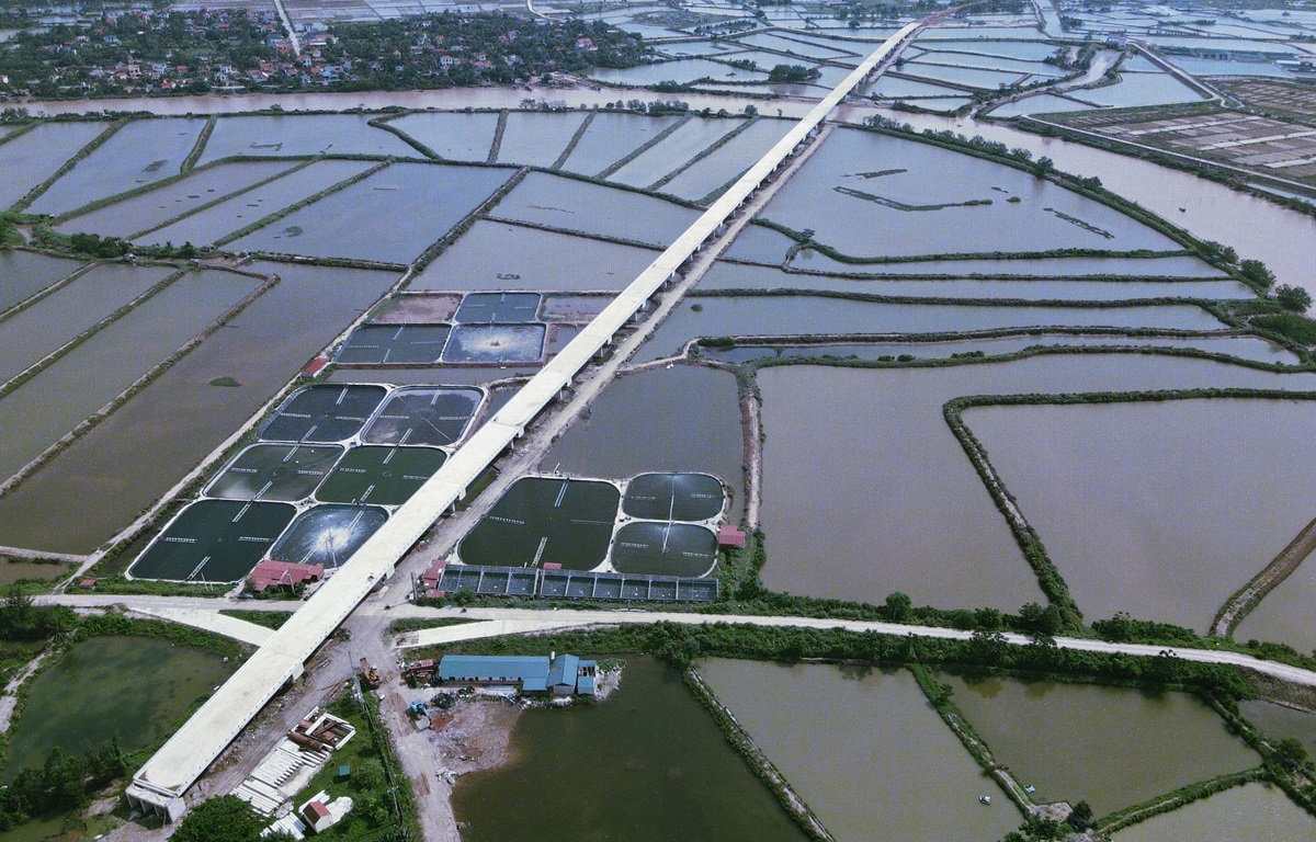 Ngắm cầu vượt dài nhất tuyến đường ven biển Thanh Hóa- Ảnh 5.