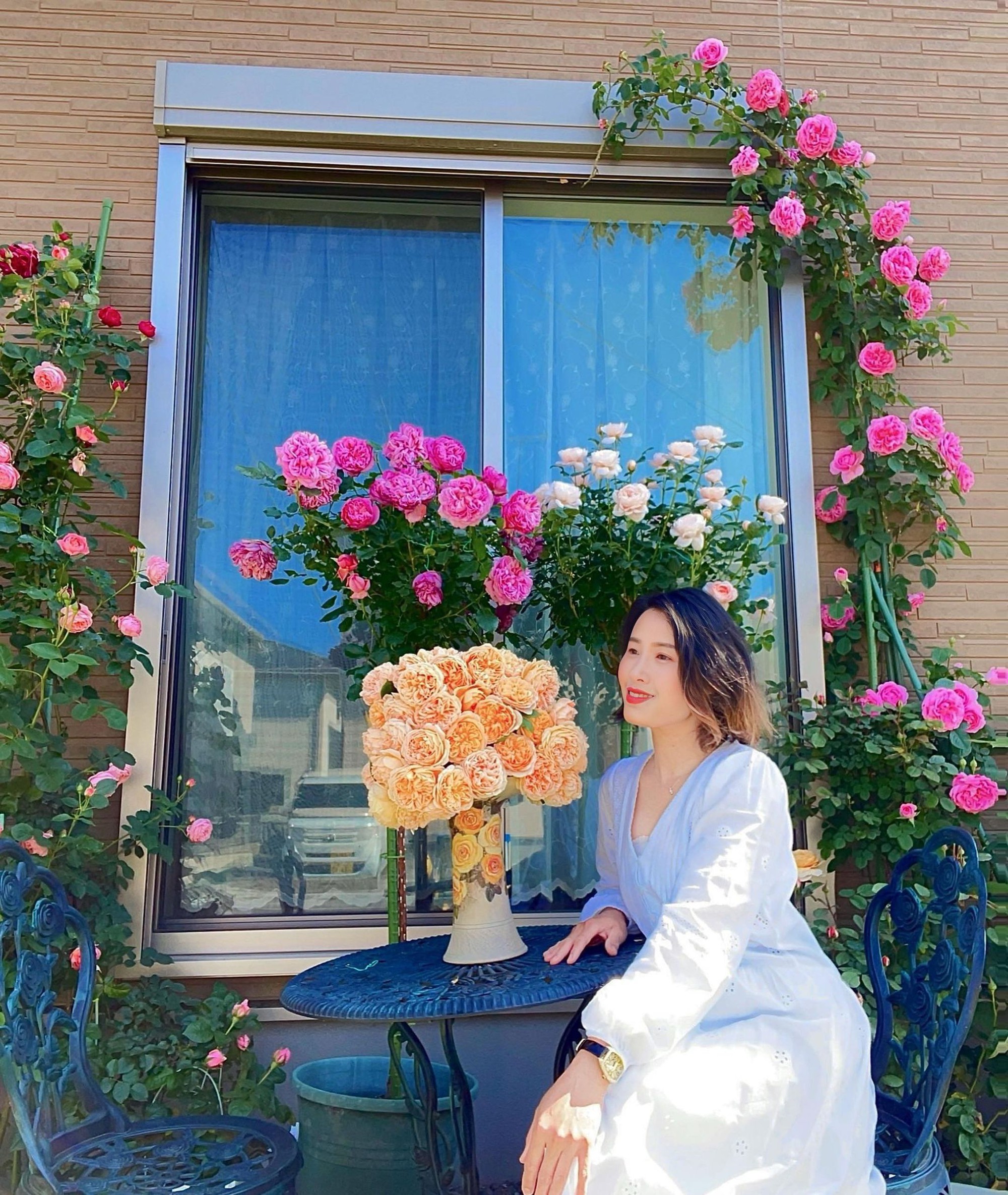 Ngôi nhà lúc nào cũng thơm nức mùi hoa vì có vườn hồng hơn 80 loại của mẹ Việt ở Nhật- Ảnh 20.