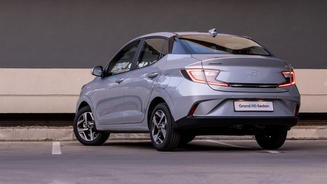Hyundai i10 2024 lần đầu lộ diện tại Việt Nam: Mặt trước mới, đèn hậu theo 'trend', dễ trở lại ngôi vương phân khúc A- Ảnh 7.