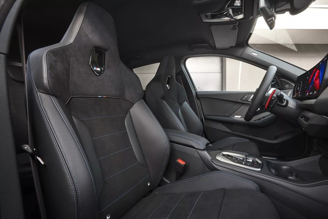 BMW 1-Series 2025 ra mắt: Thay đổi nhẹ nhàng, nội thất xịn không kém nhóm trên, giá dự kiến hút khách ở cả phân khúc xe sang lẫn phổ thông- Ảnh 22.