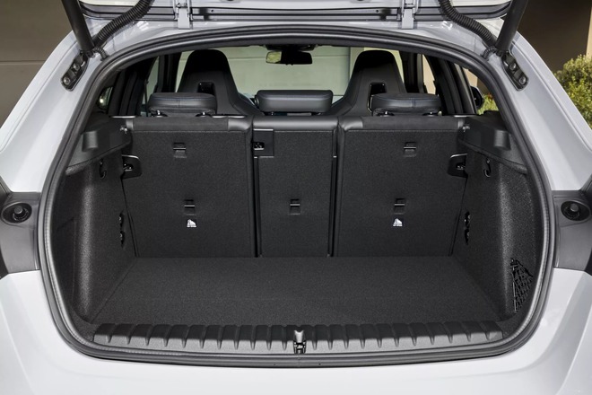 BMW 1-Series 2025 ra mắt: Thay đổi nhẹ nhàng, nội thất xịn không kém nhóm trên, giá dự kiến hút khách ở cả phân khúc xe sang lẫn phổ thông- Ảnh 24.