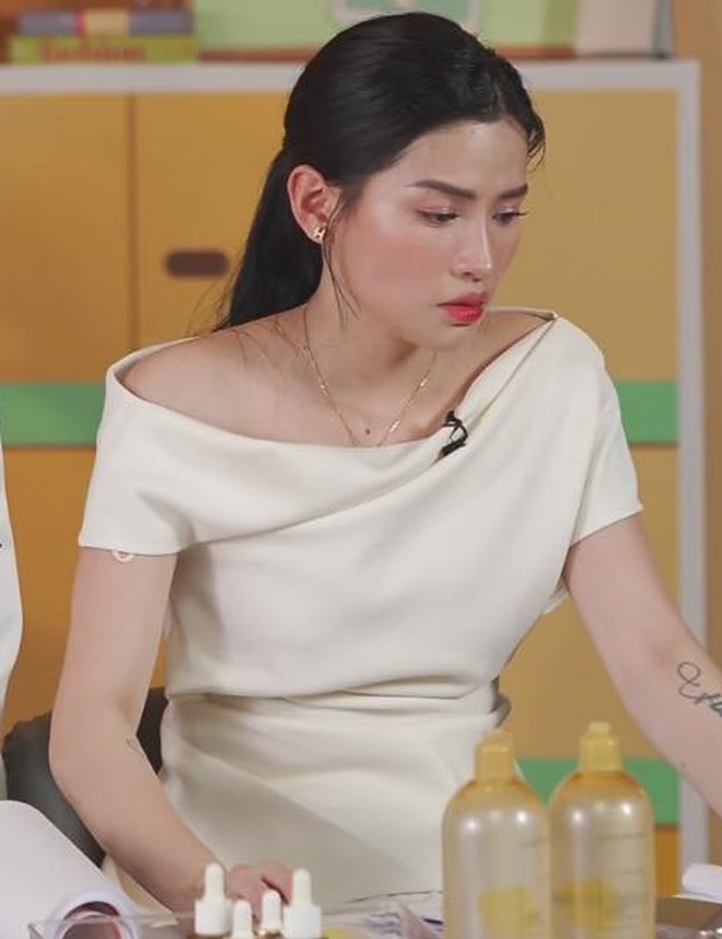 Sự cố hi hữu khiến Võ Hà Linh phải xin lỗi 316.000 người trong phiên livestream lập kỷ lục 6/6- Ảnh 5.