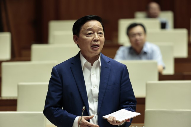 Phó Thủ tướng Trần Hồng Hà làm rõ một số vấn đề, trực tiếp trả lời chất vấn- Ảnh 1.