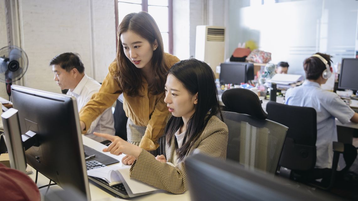 Nhiều người trong ngành marketing, tài chính... sắp mất việc, chuyên gia chỉ ra định nghĩa mới cho 