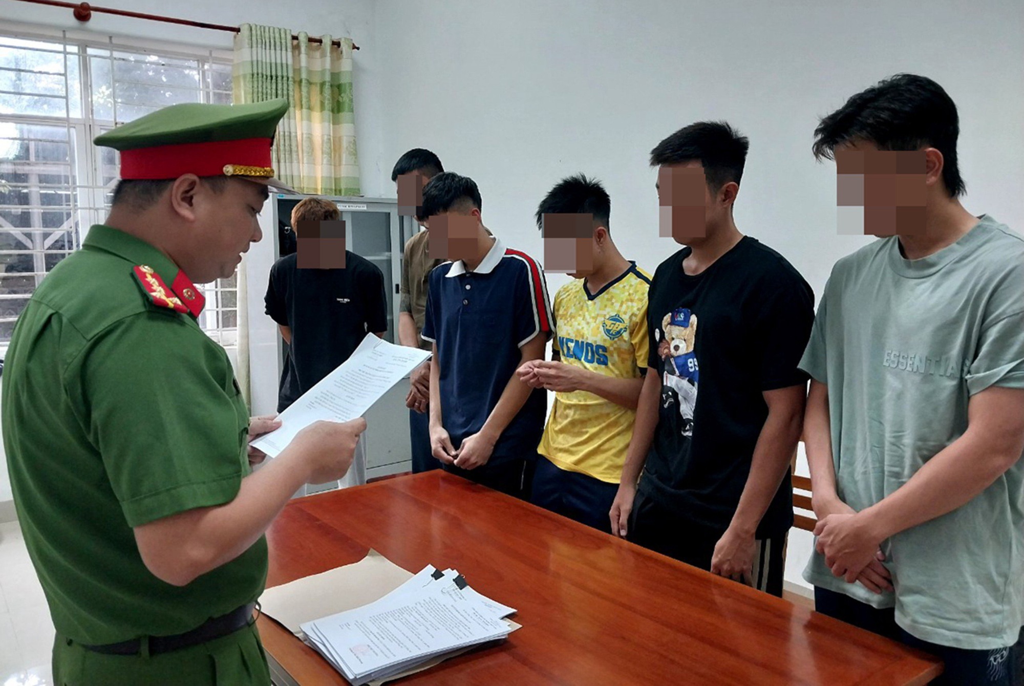 Nóng: Bắt tạm giam 6 cầu thủ CLB bóng đá Bà Rịa - Vũng Tàu- Ảnh 1. Nóng: Bắt tạm giam 6 cầu thủ CLB bóng đá Bà Rịa - Vũng Tàu- Ảnh 1.