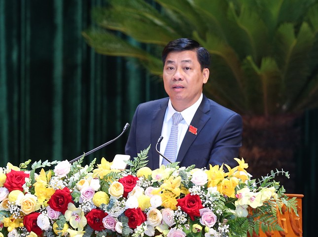 Bắc Giang bãi nhiệm đại biểu HĐND tỉnh với cựu Bí thư Dương Văn Thái- Ảnh 1.