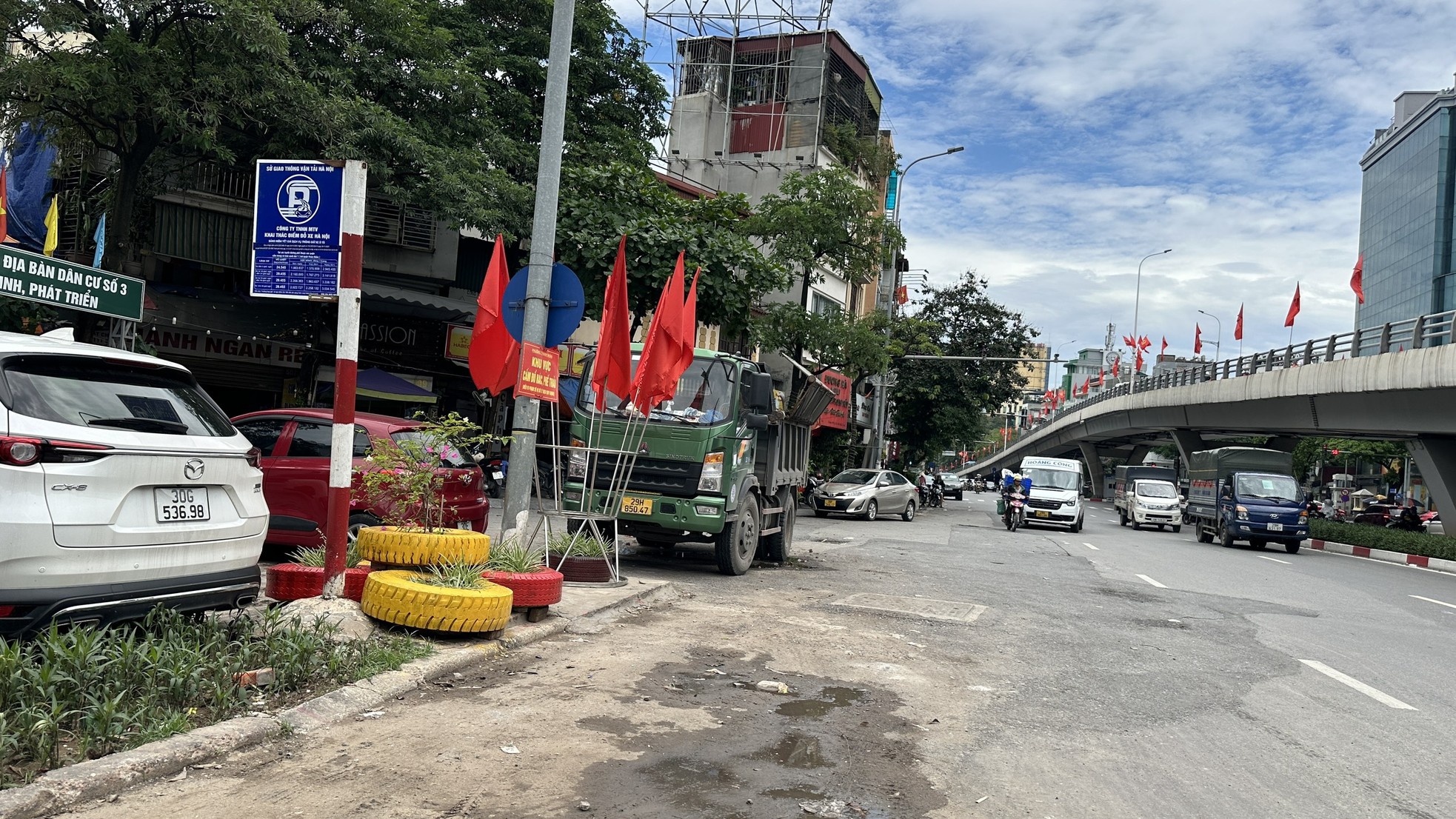 Cận cảnh loạt khu thí điểm gom rác thải cồng kềnh tại Thủ đô- Ảnh 8.