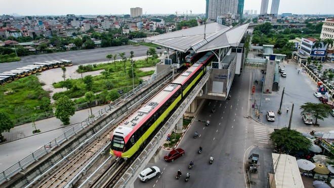 Soi 'mắt thần' tàu metro 34.800 tỷ ở Hà Nội - hình ảnh cá nhân về hàng nghìn khách được bảo vệ thế nào?- Ảnh 4.