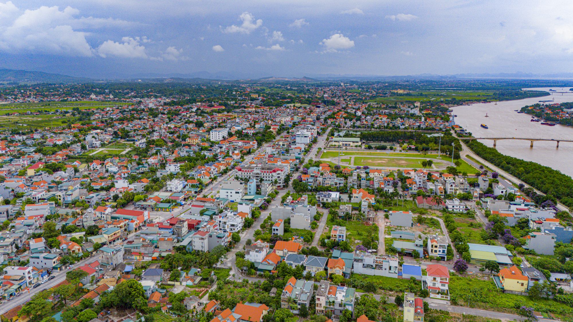 Thị xã là hạt nhân tăng trưởng mới của Quảng Ninh, được đầu tư chỉ sau Hạ Long, có khu kinh tế thu hút tỷ USD, sắp lên thành phố- Ảnh 2.