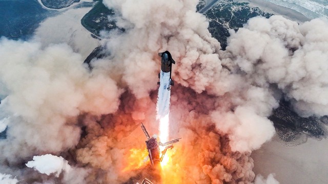Tên lửa Starship được phóng thành công từ cơ sở Starbase ở bang Texas - Mỹ hôm 6-6 Ảnh: SPACEX/REUTERS