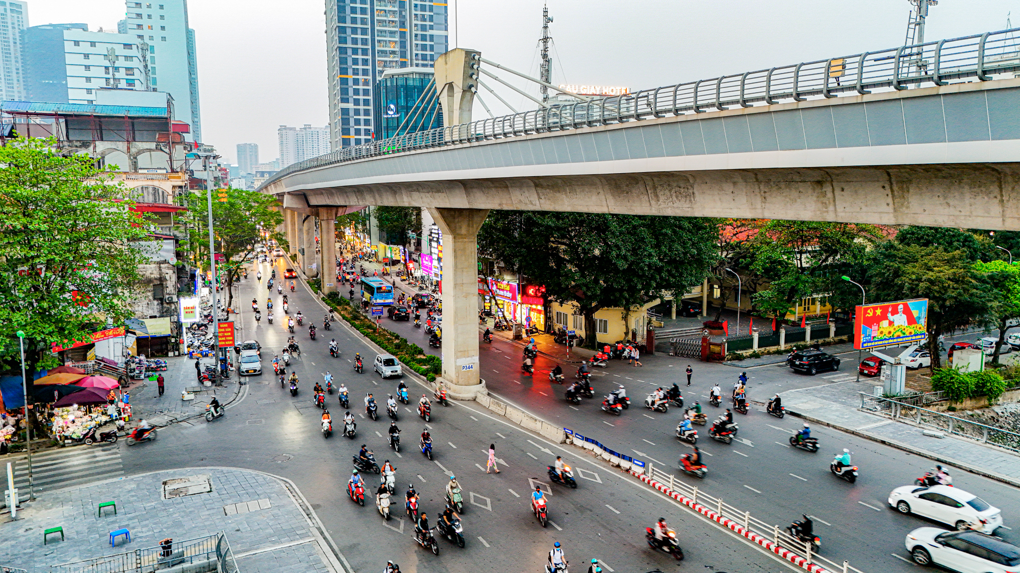 Toàn cảnh 3 tuyến đường sắt đô thị đang được triển khai ở Hà Nội: Có tuyến sẽ đưa vào hoạt động trong tháng này- Ảnh 4.