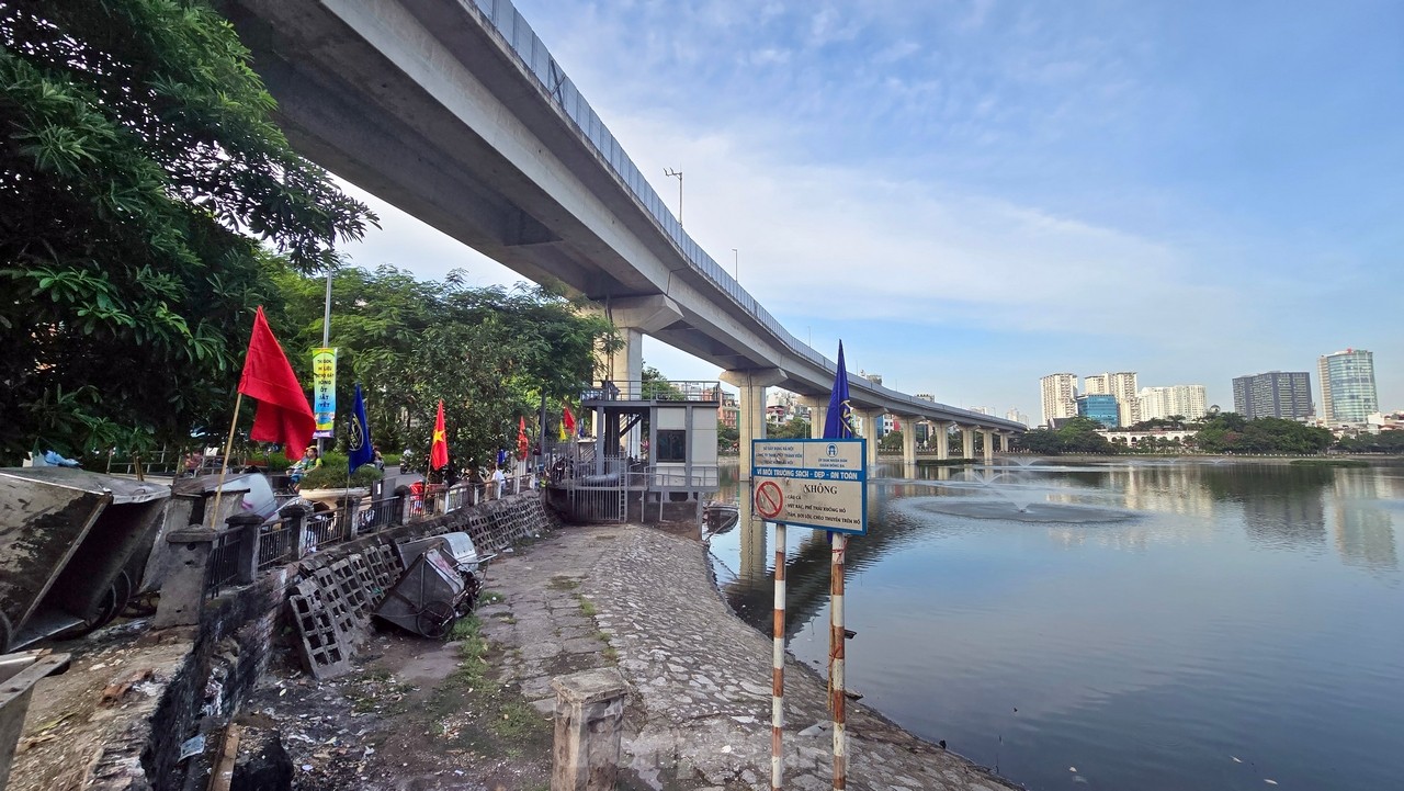 Thực trạng hồ Đống Đa trước khi được Hà Nội đầu tư gần 300 tỷ đồng- Ảnh 2.