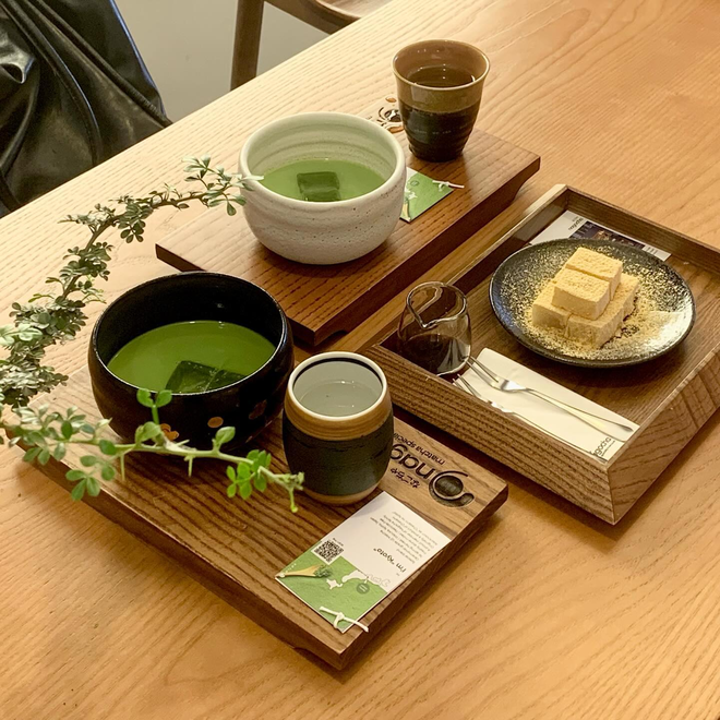 4 tọa độ cà phê có món matcha làm điêu đứng giới trẻ Hà Thành: Nơi vỏn vẹn vài chỗ ngồi, nơi đắt xắt ra miếng- Ảnh 19.